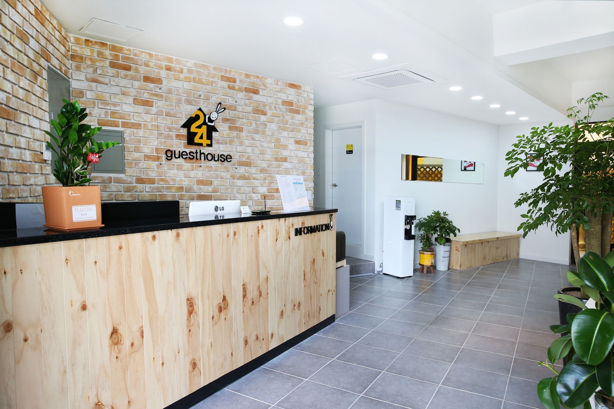 24 Guesthouse יאוסו מראה חיצוני תמונה